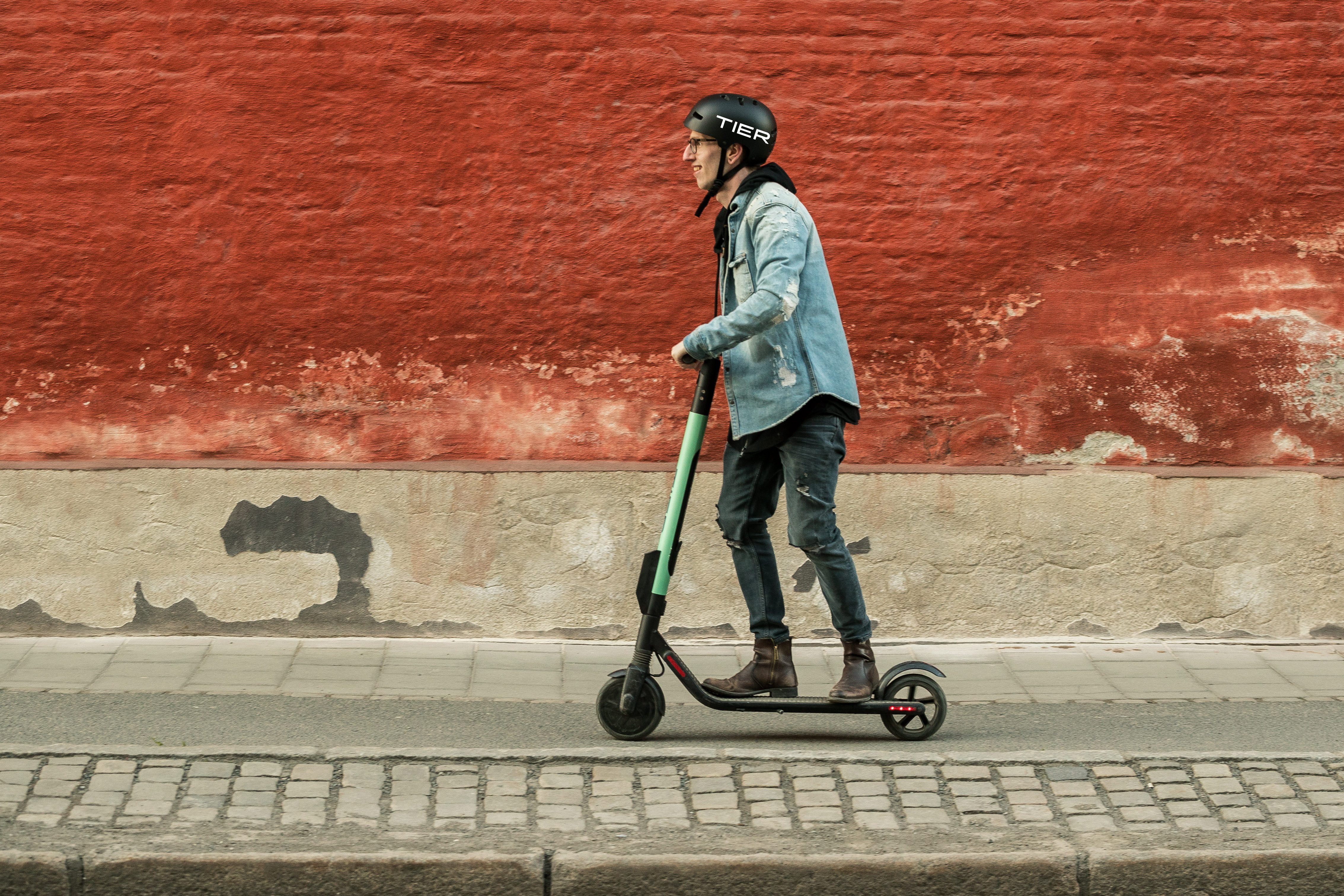Tier Mobility ist ein deutsches E-Scooter-Start-up. Foto: Tier Mobility